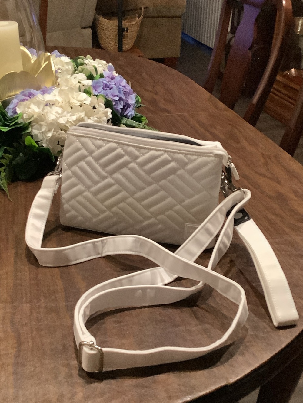 HKWIP White Quilted Crossbody Bag - Women's Shoulder Bag never used